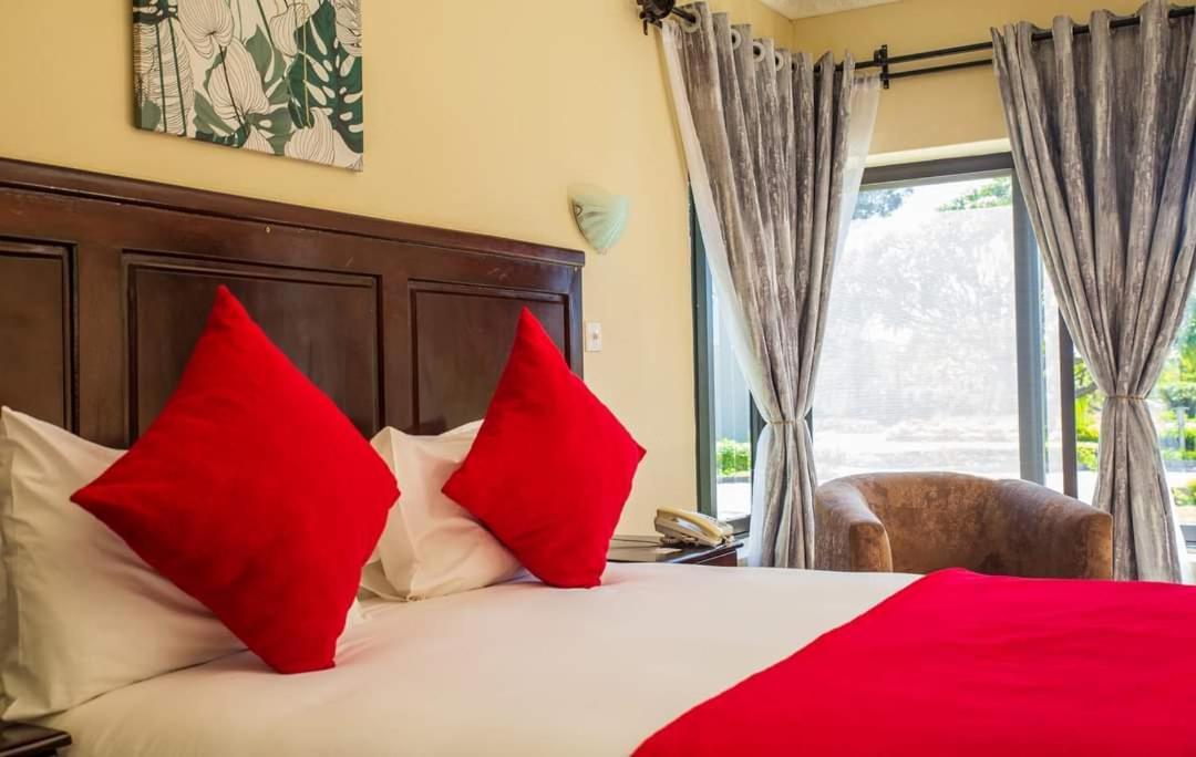 Zambezi Junction Lodge 利文斯顿 外观 照片